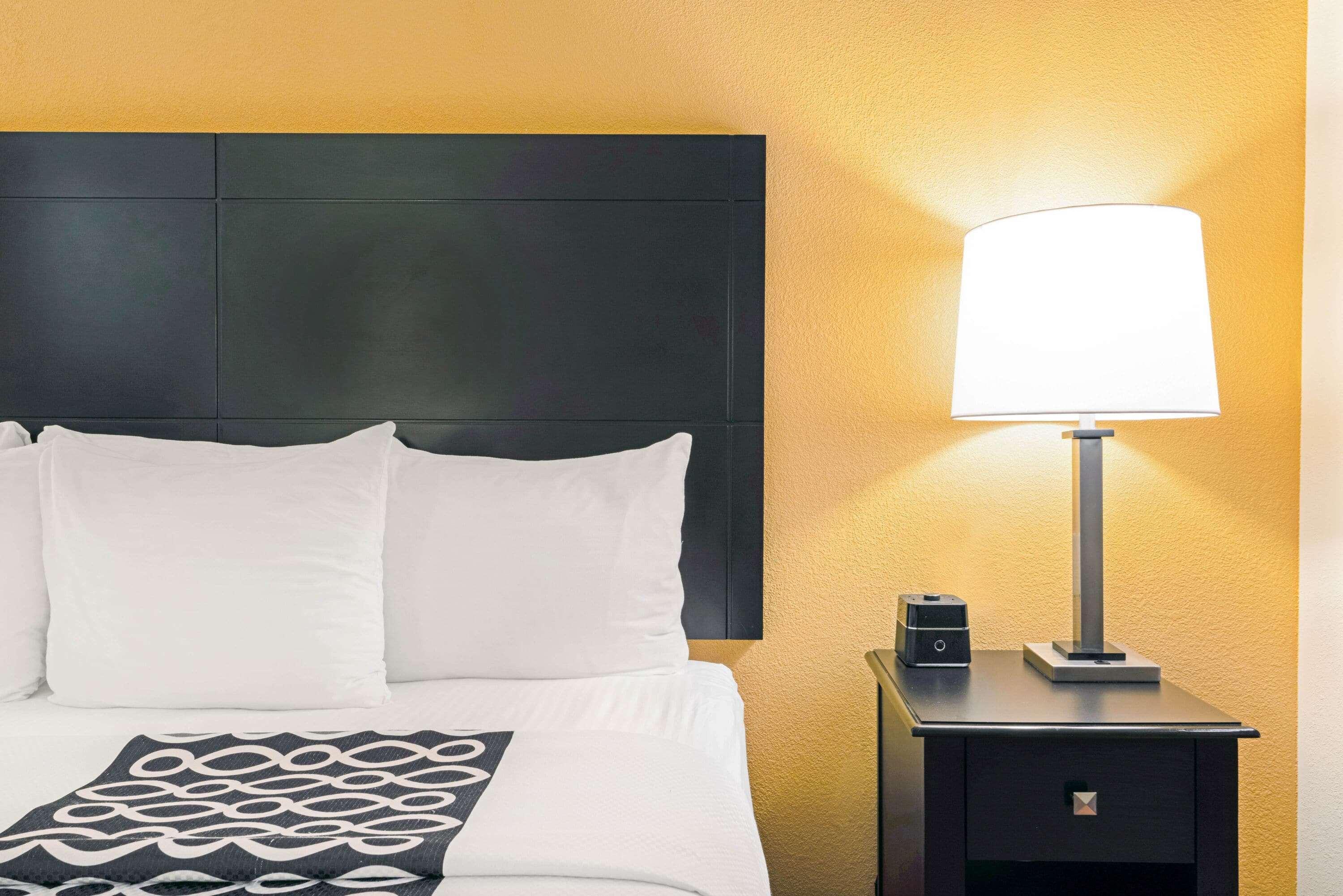 La Quinta By Wyndham Stillwater -University Area Екстериор снимка