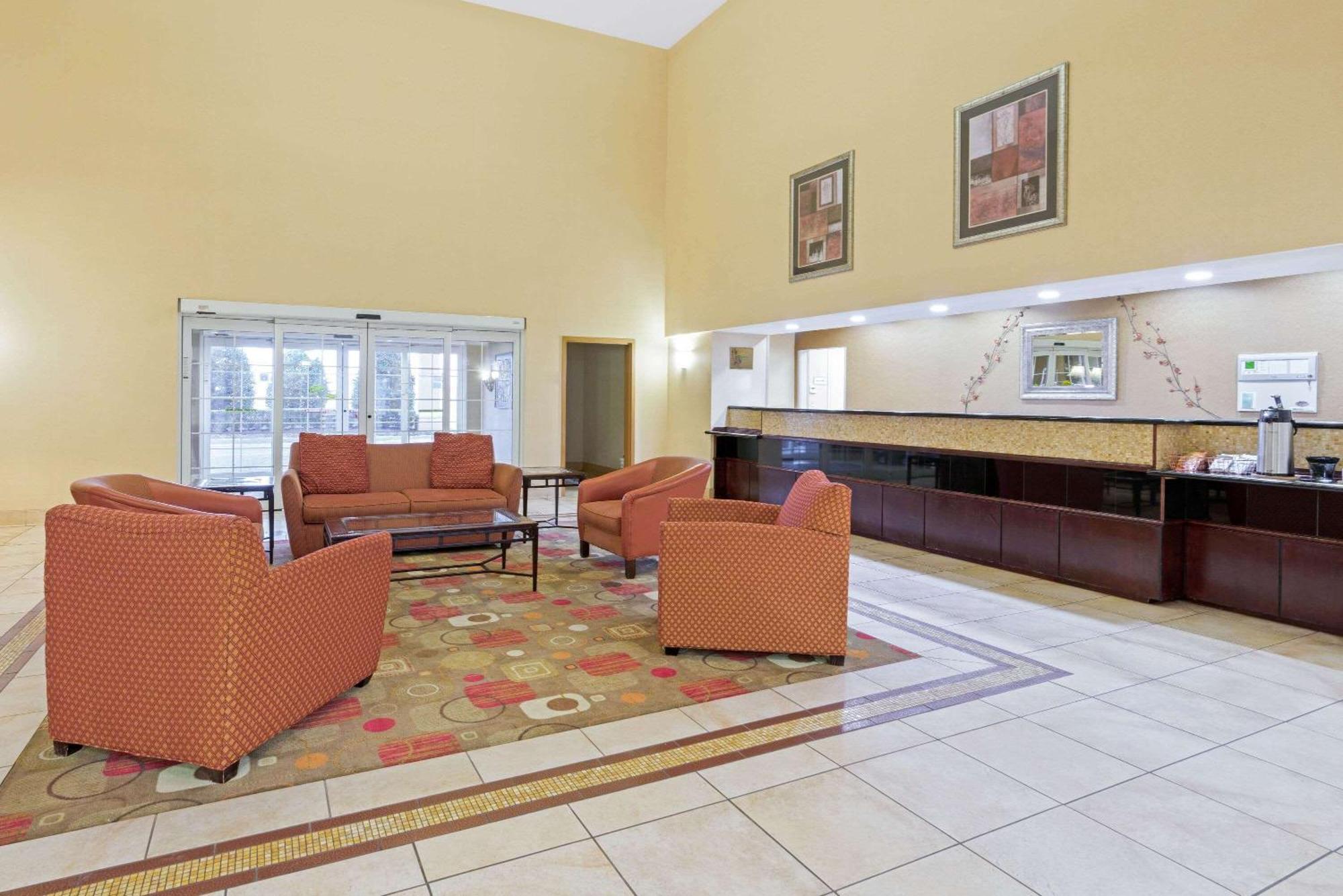 La Quinta By Wyndham Stillwater -University Area Екстериор снимка