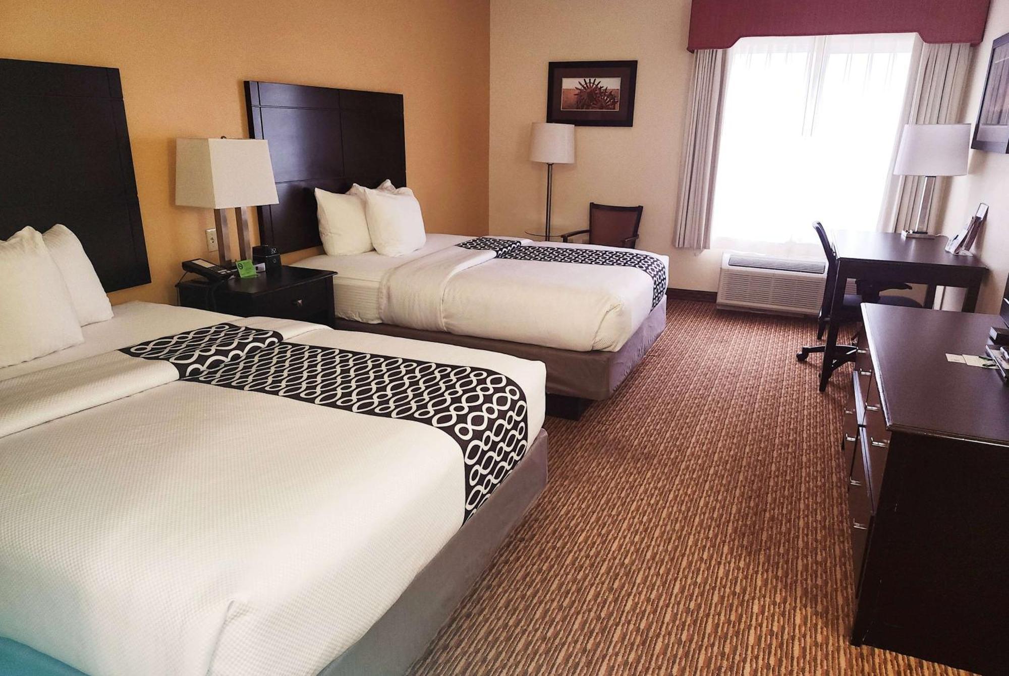La Quinta By Wyndham Stillwater -University Area Екстериор снимка
